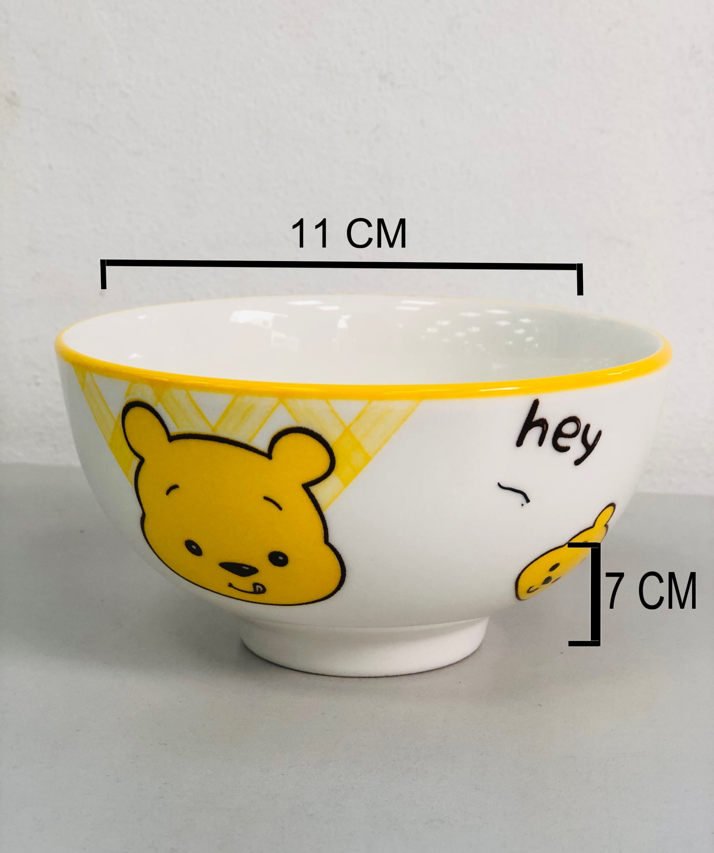 Ceramic dish made of honey bear
