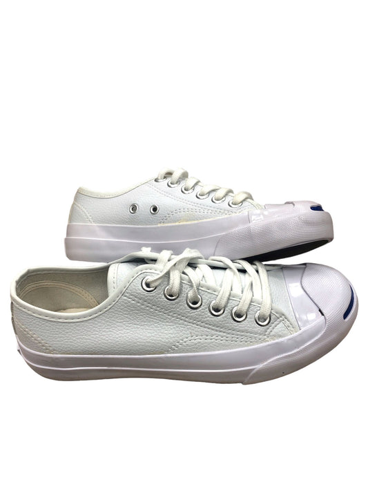 White shoes with white laces