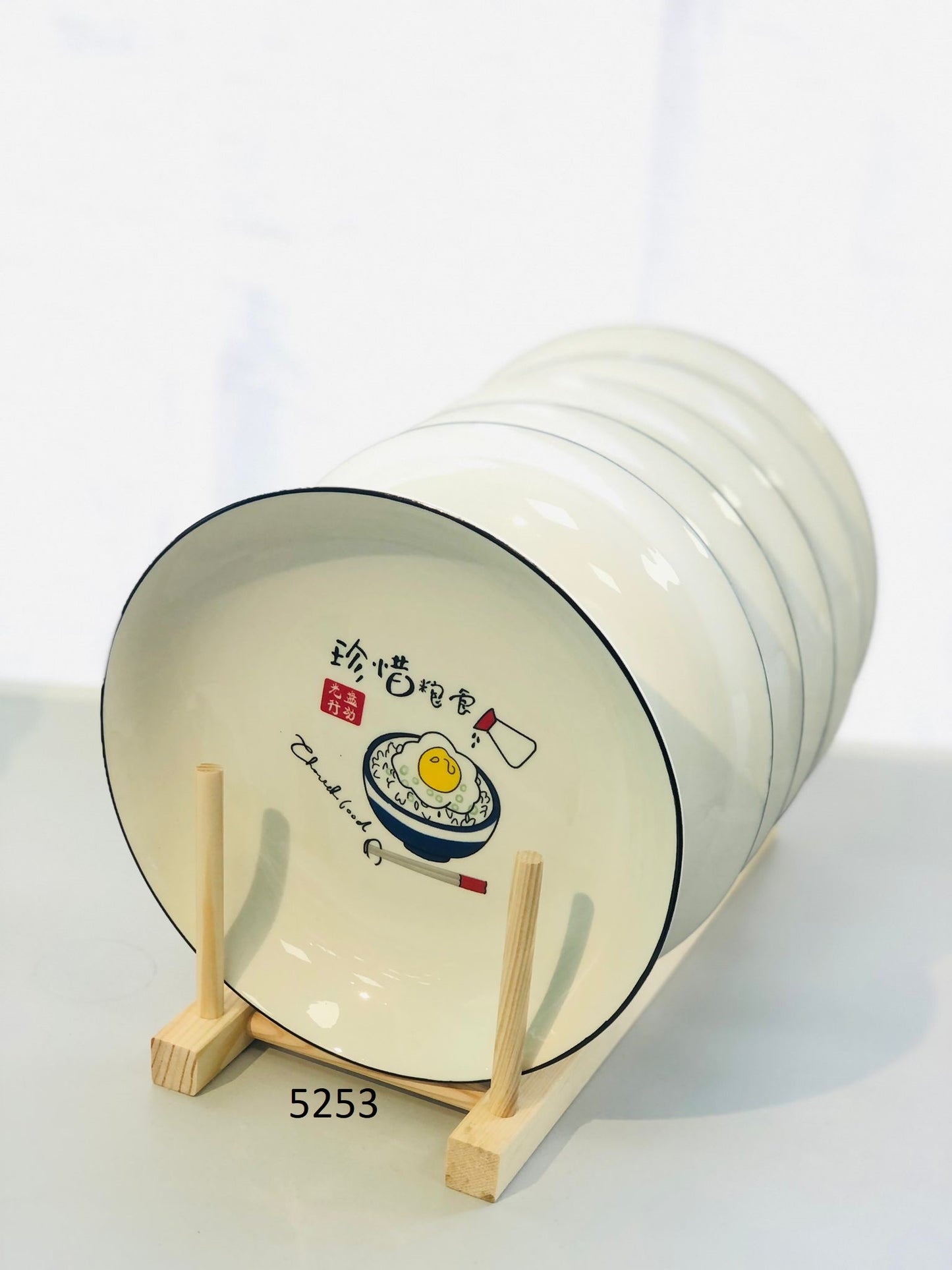 Ceramic plates, 8.3 inches, various drawings