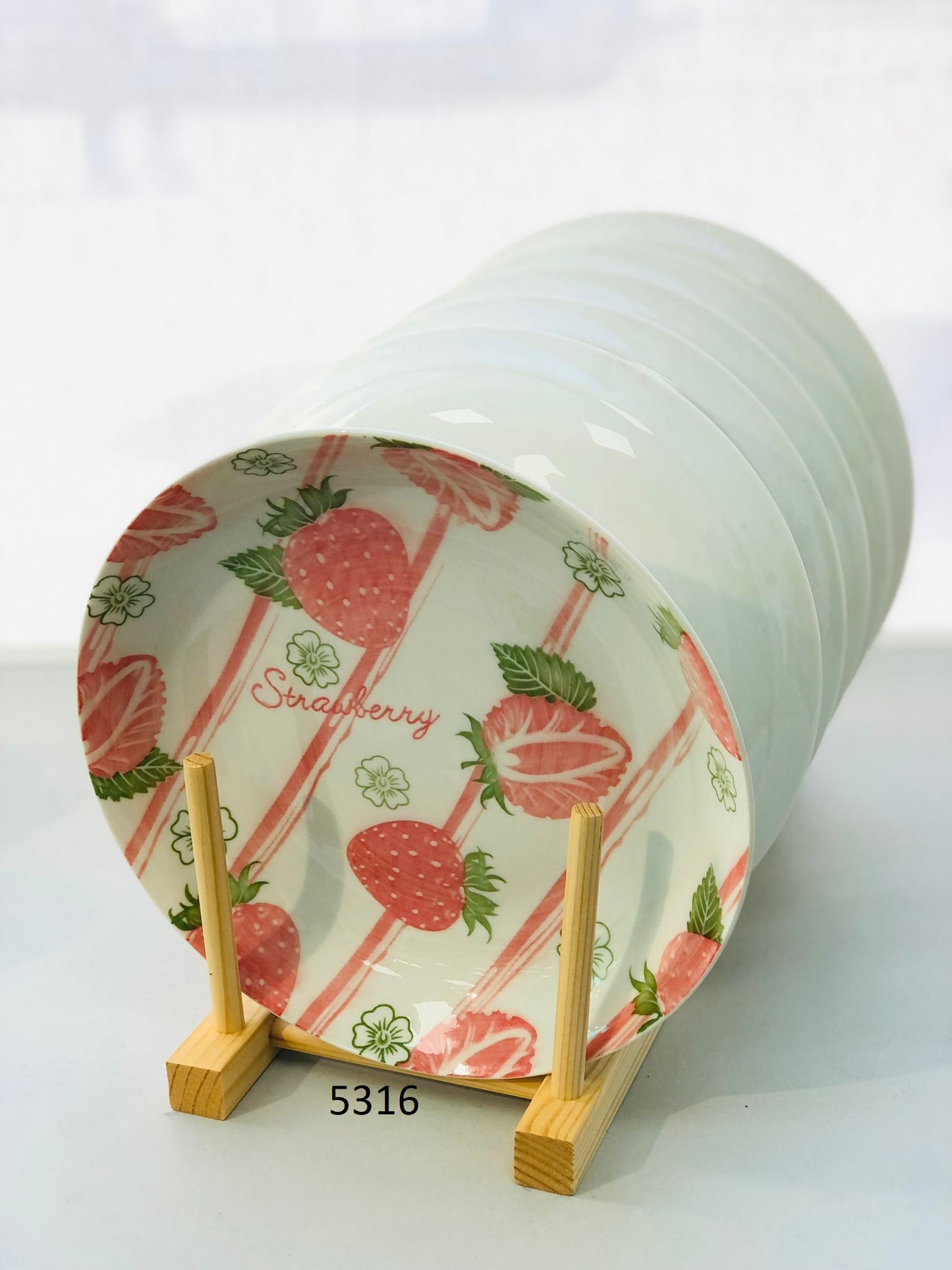 Ceramic plates 8.3 inches with fruit graphics