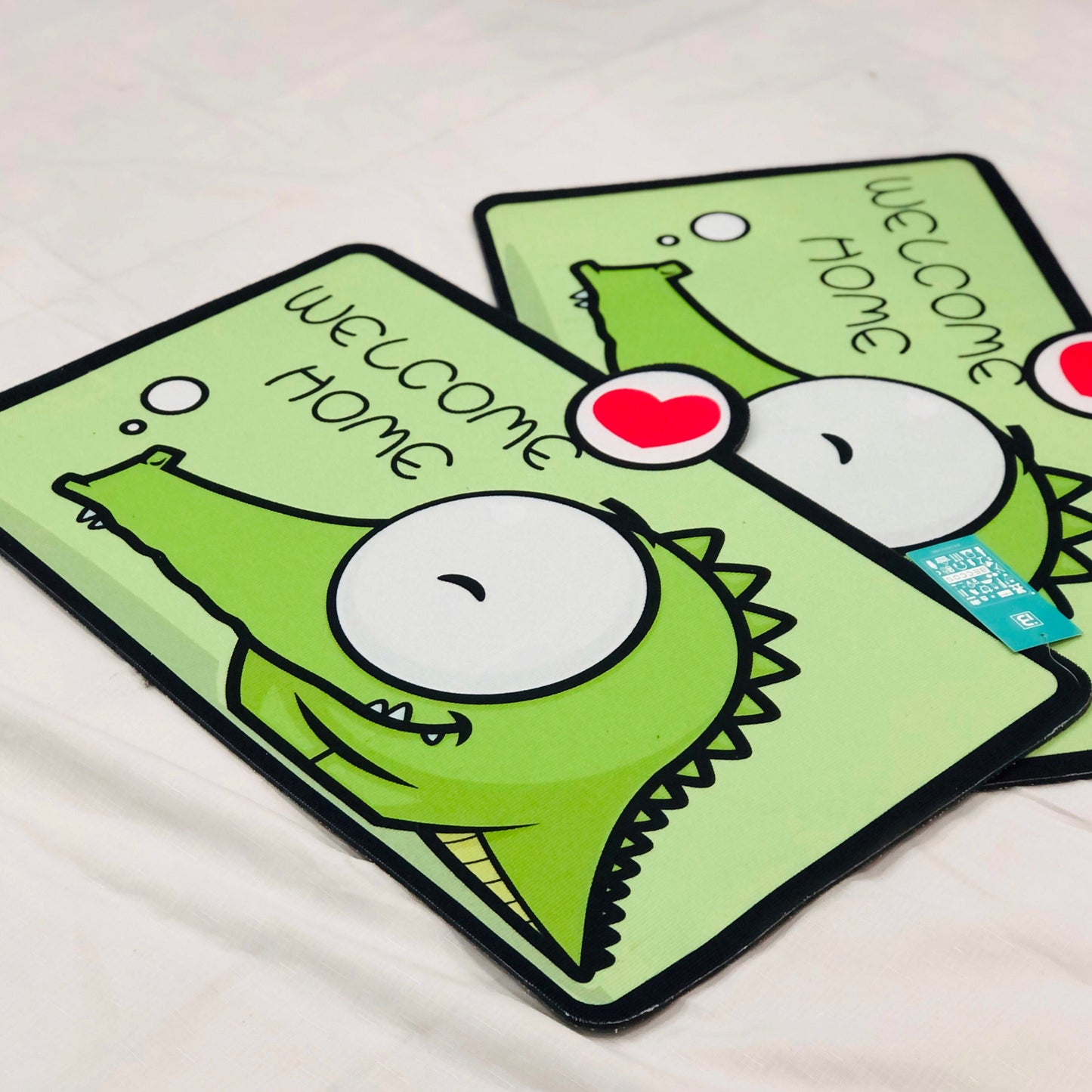Green crocodile pedal