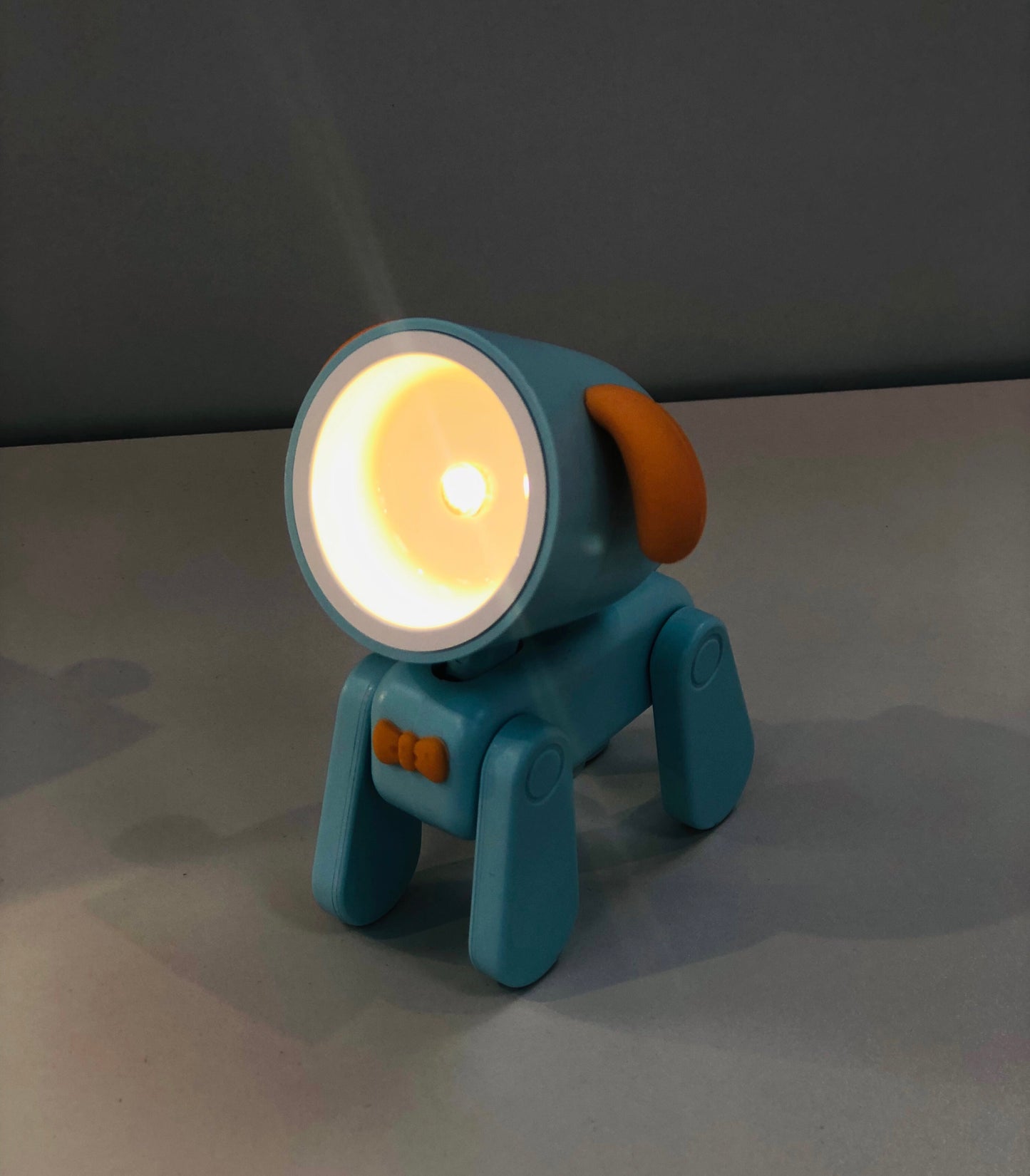 Table Lamb, medium size, shaped like a dog