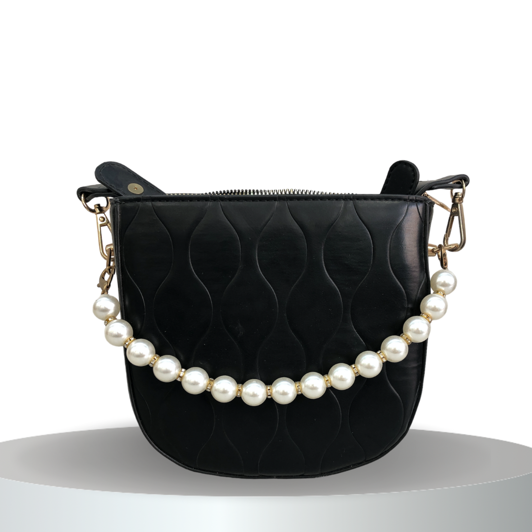 Women's bag with pearl leather strap