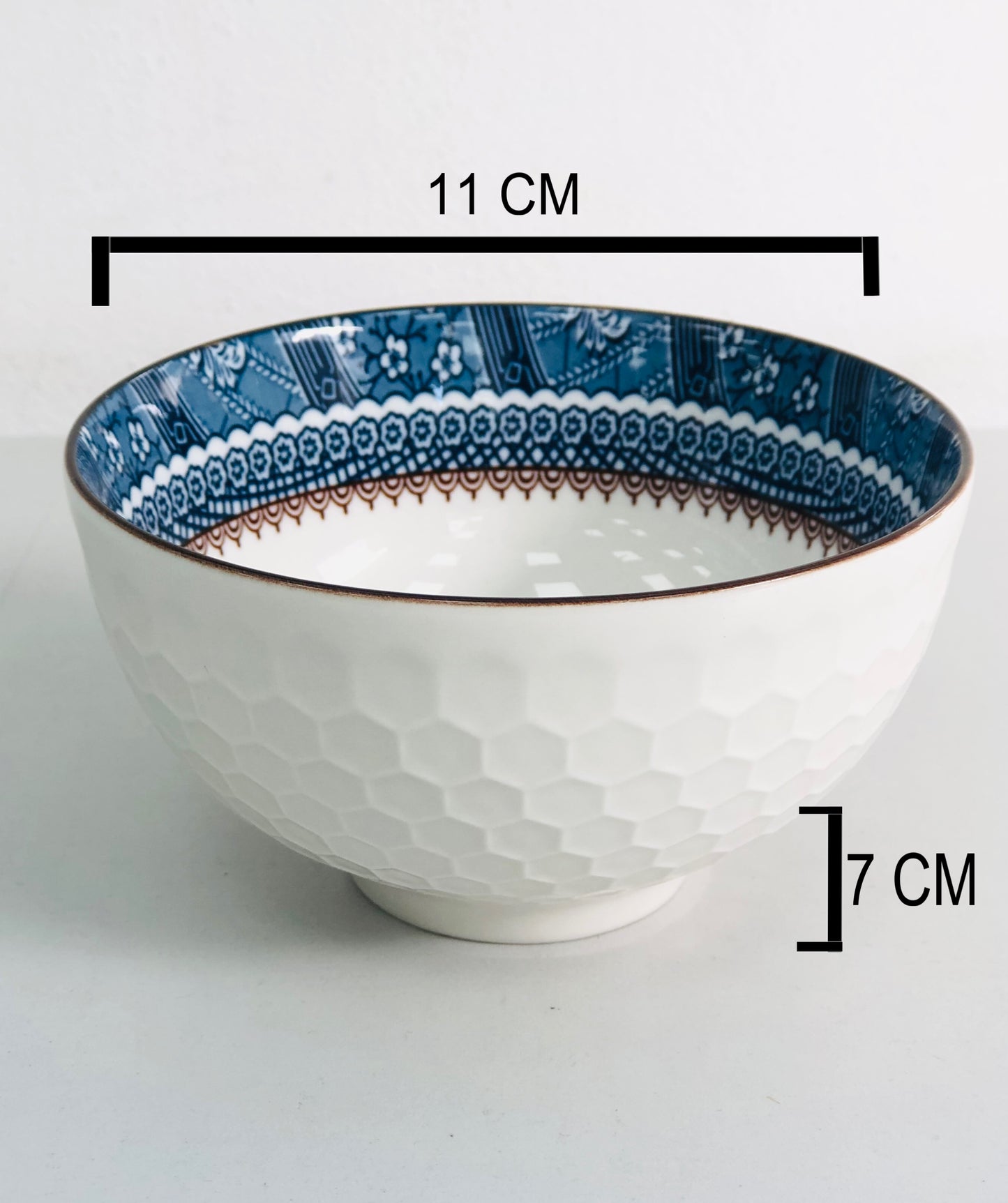 Decorated ceramic dish 2