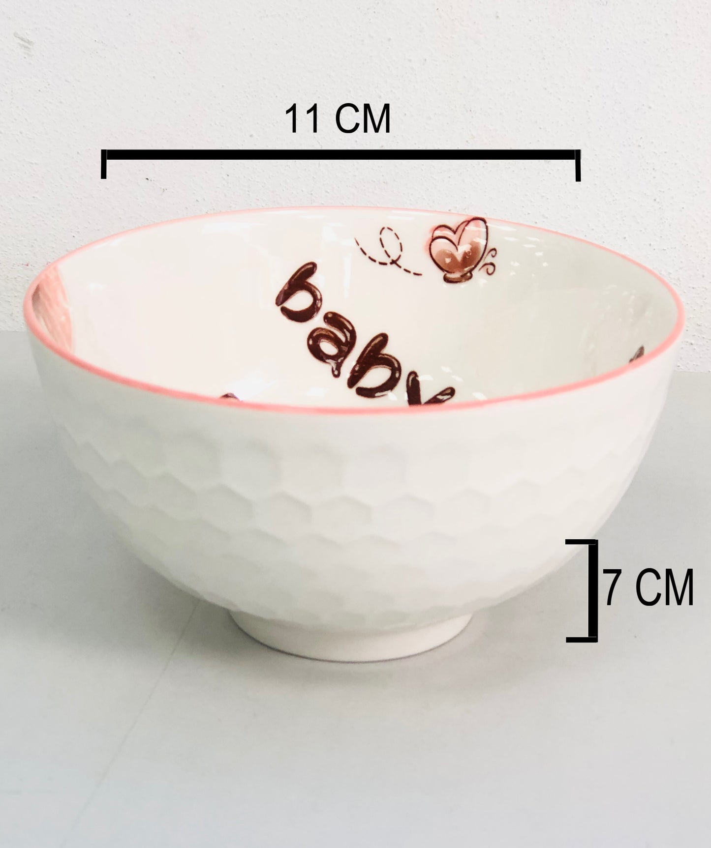 Ceramic dish made of lamb