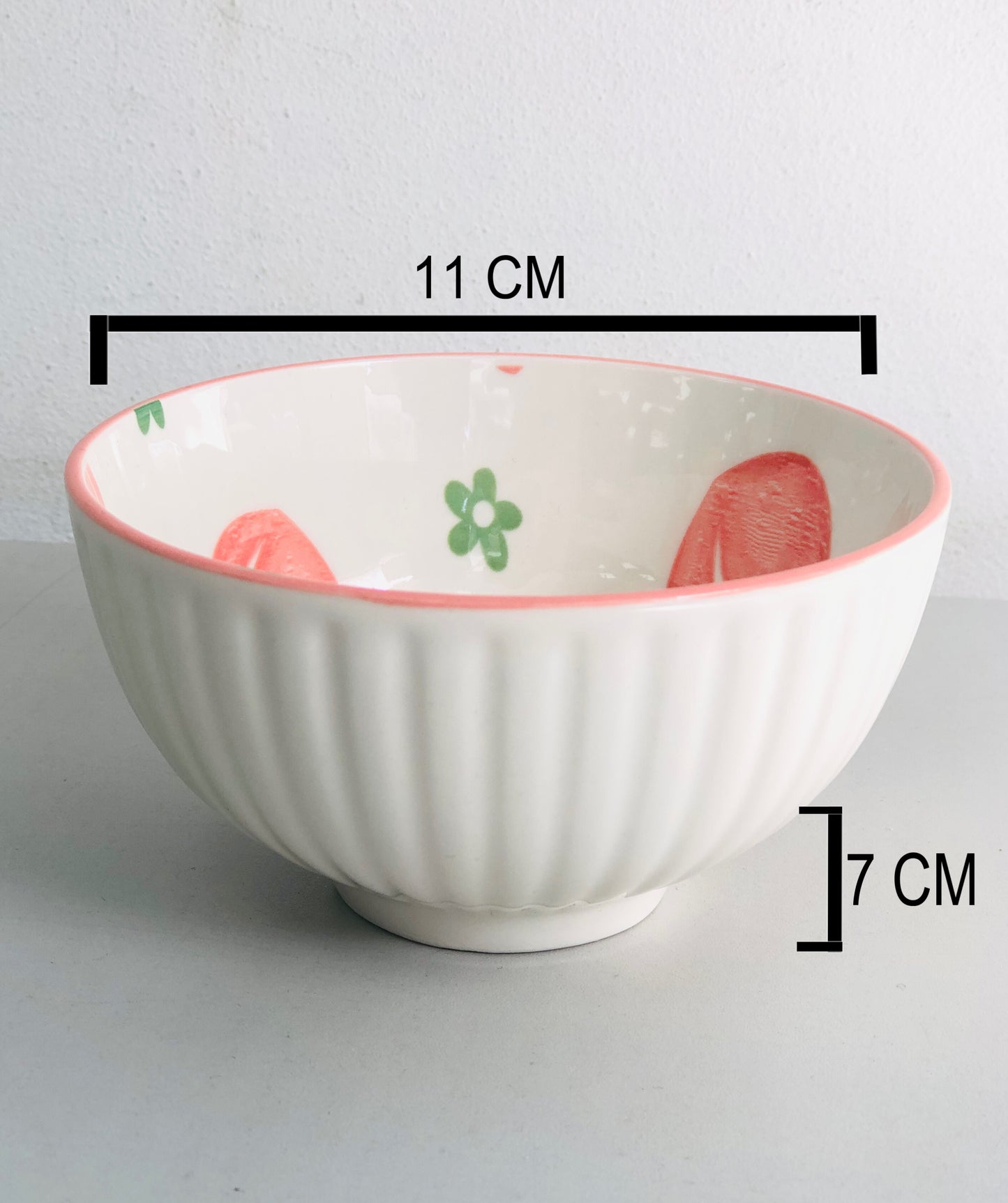 Ceramic dish made of peach