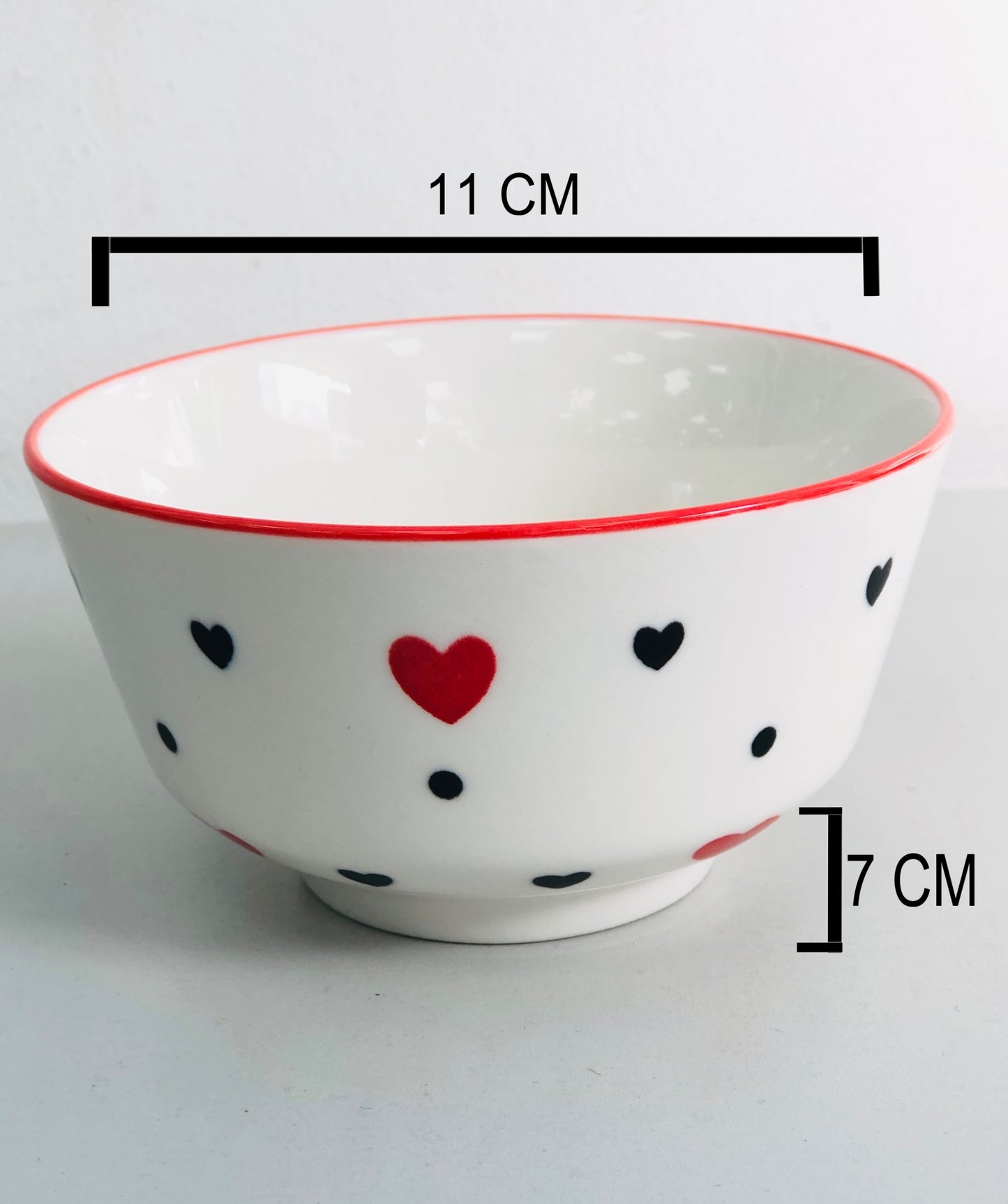 Ceramic dish with hearts