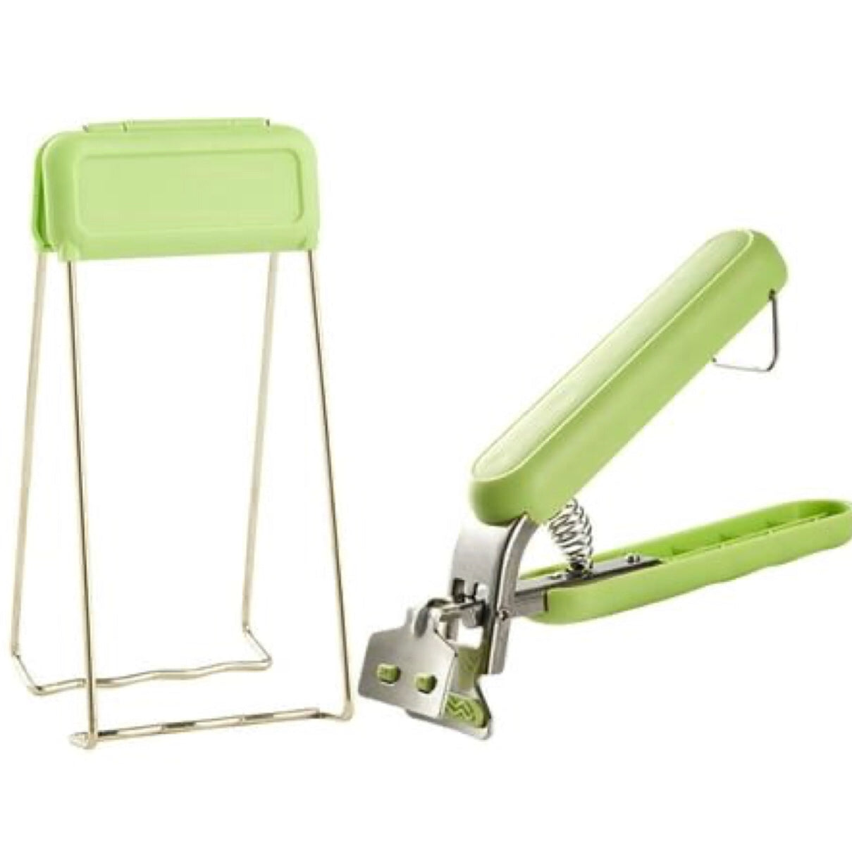 Package of tools for carrying dinner utensils