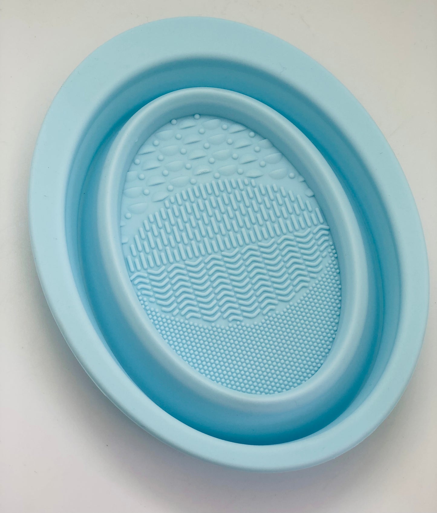 Silicone makeup brush cleaning bowl