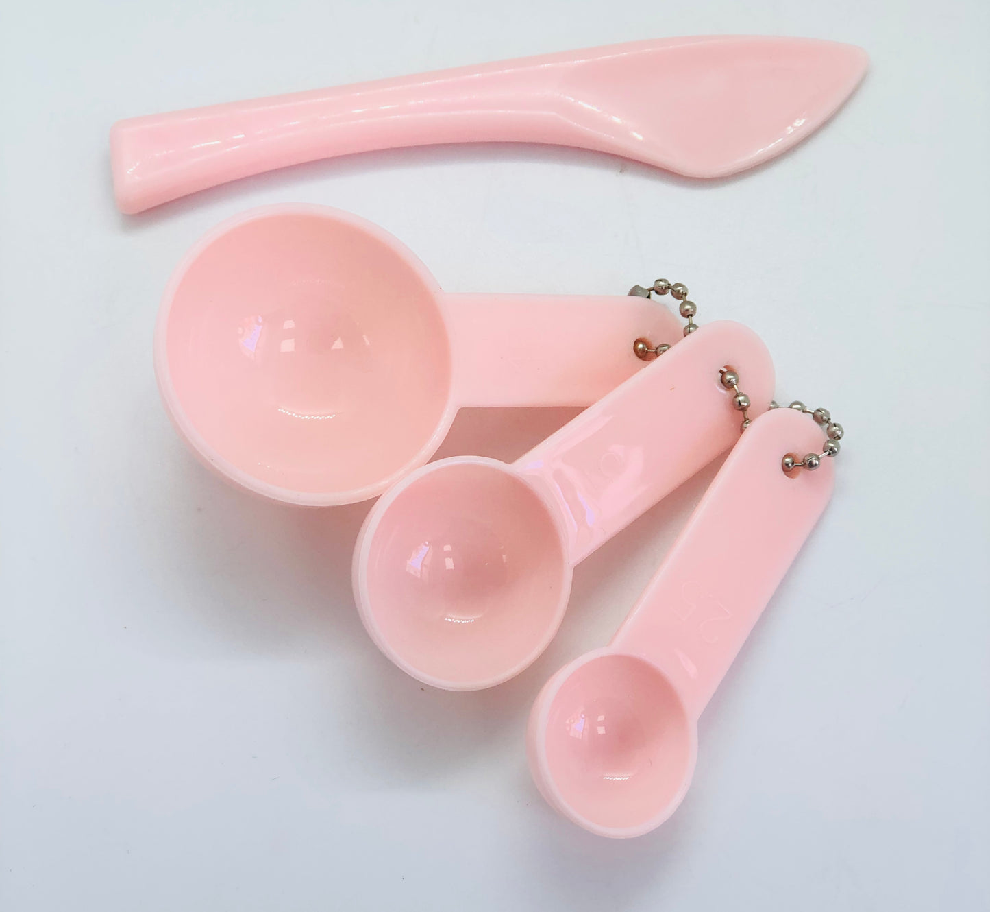 A bowl for preparing tinctures and creams