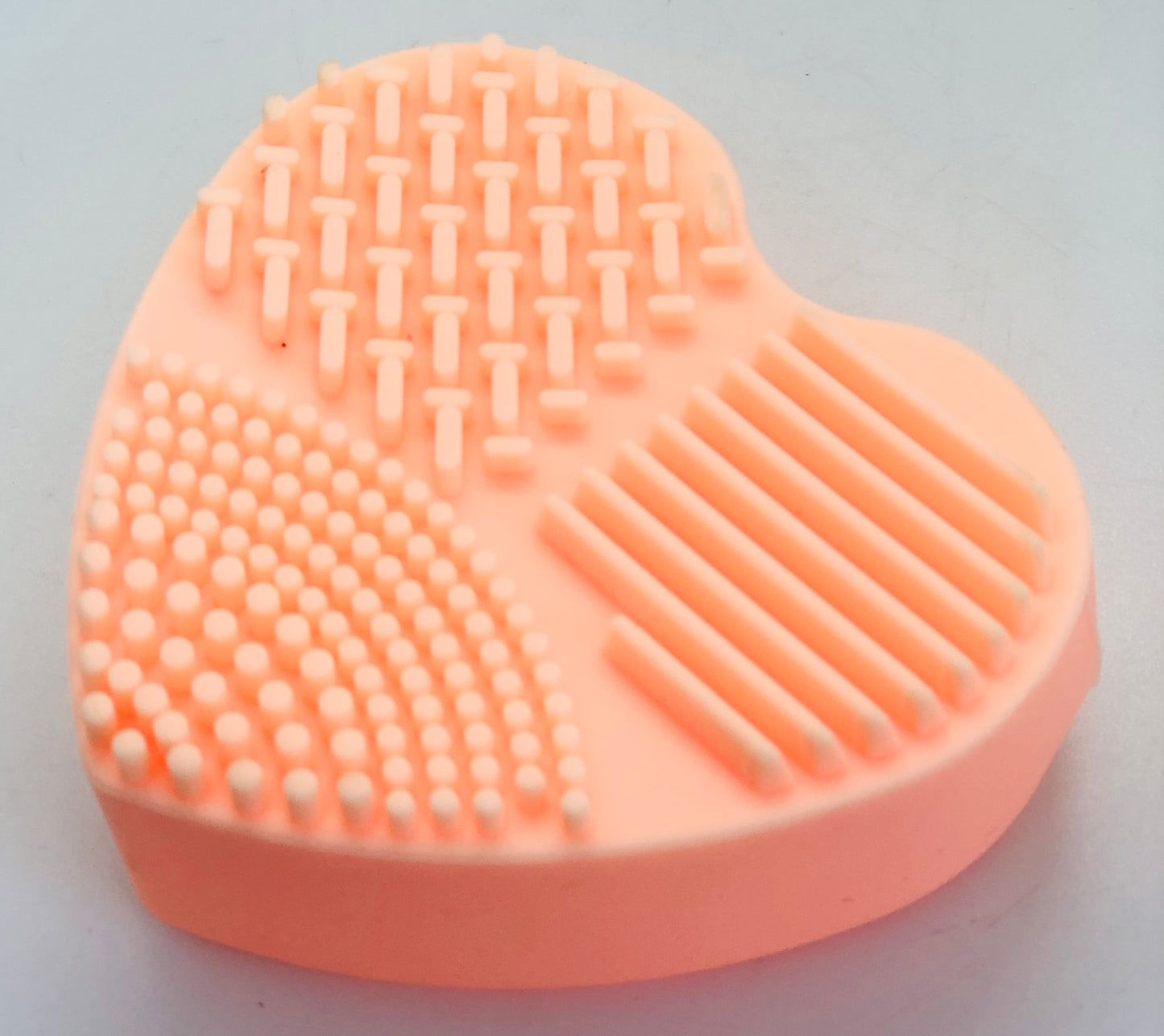 Silicone facial cleansing tool