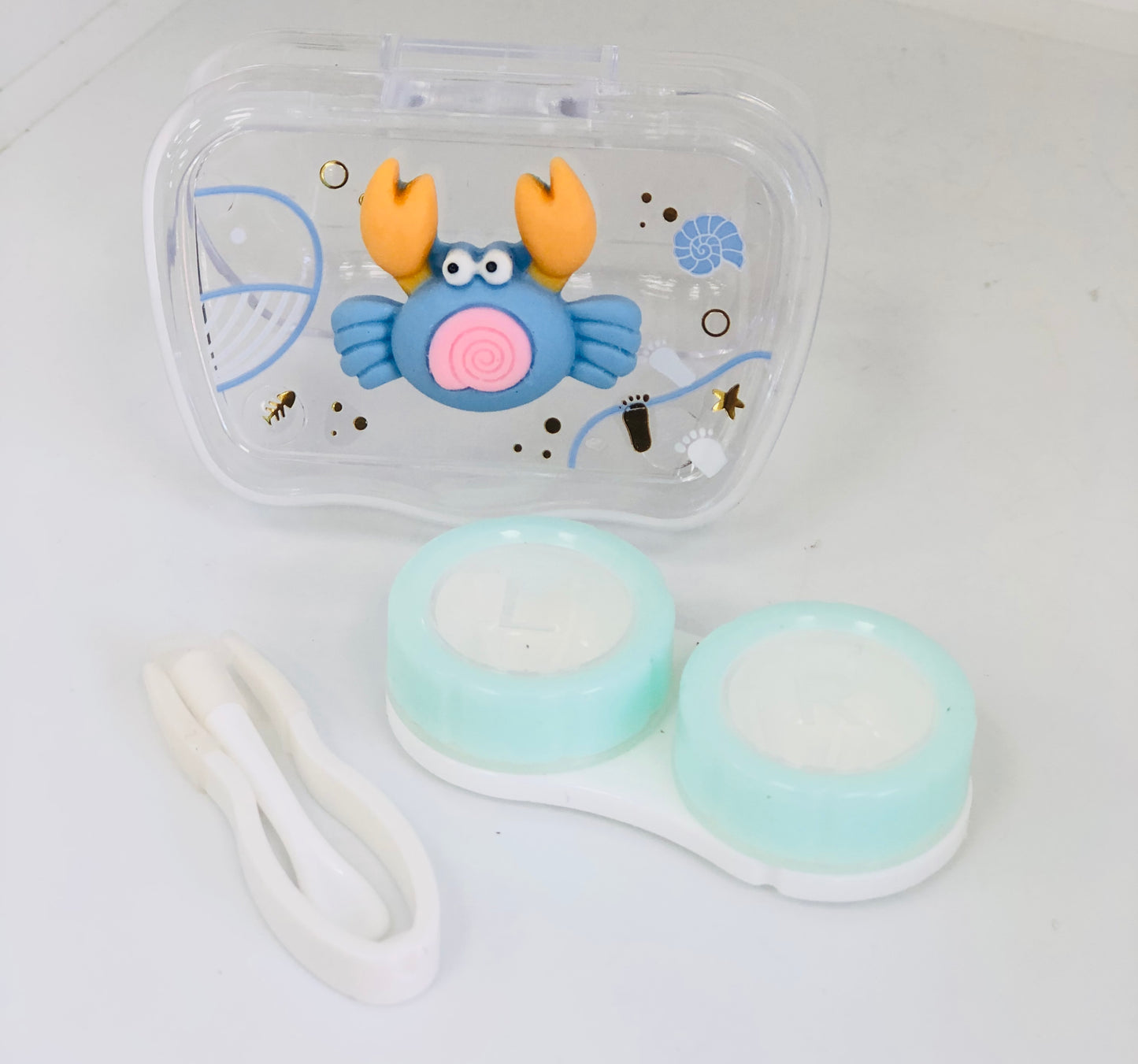 Package of lens boxes in different shapes