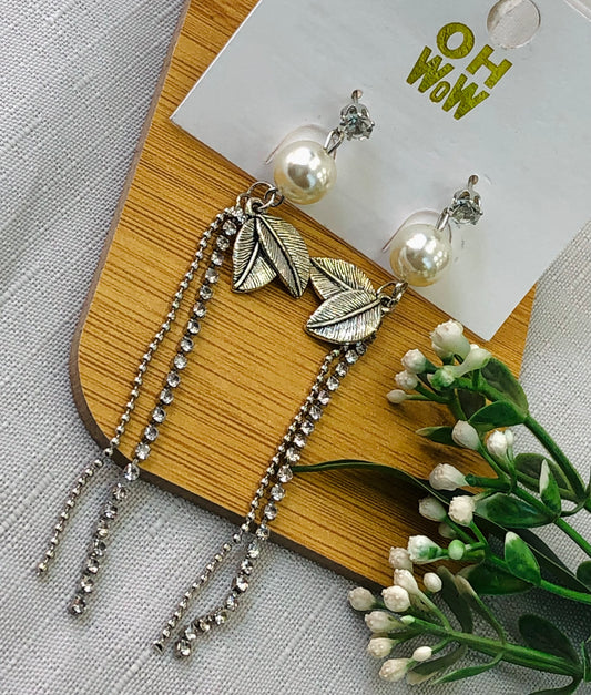 Long silver leaf earring