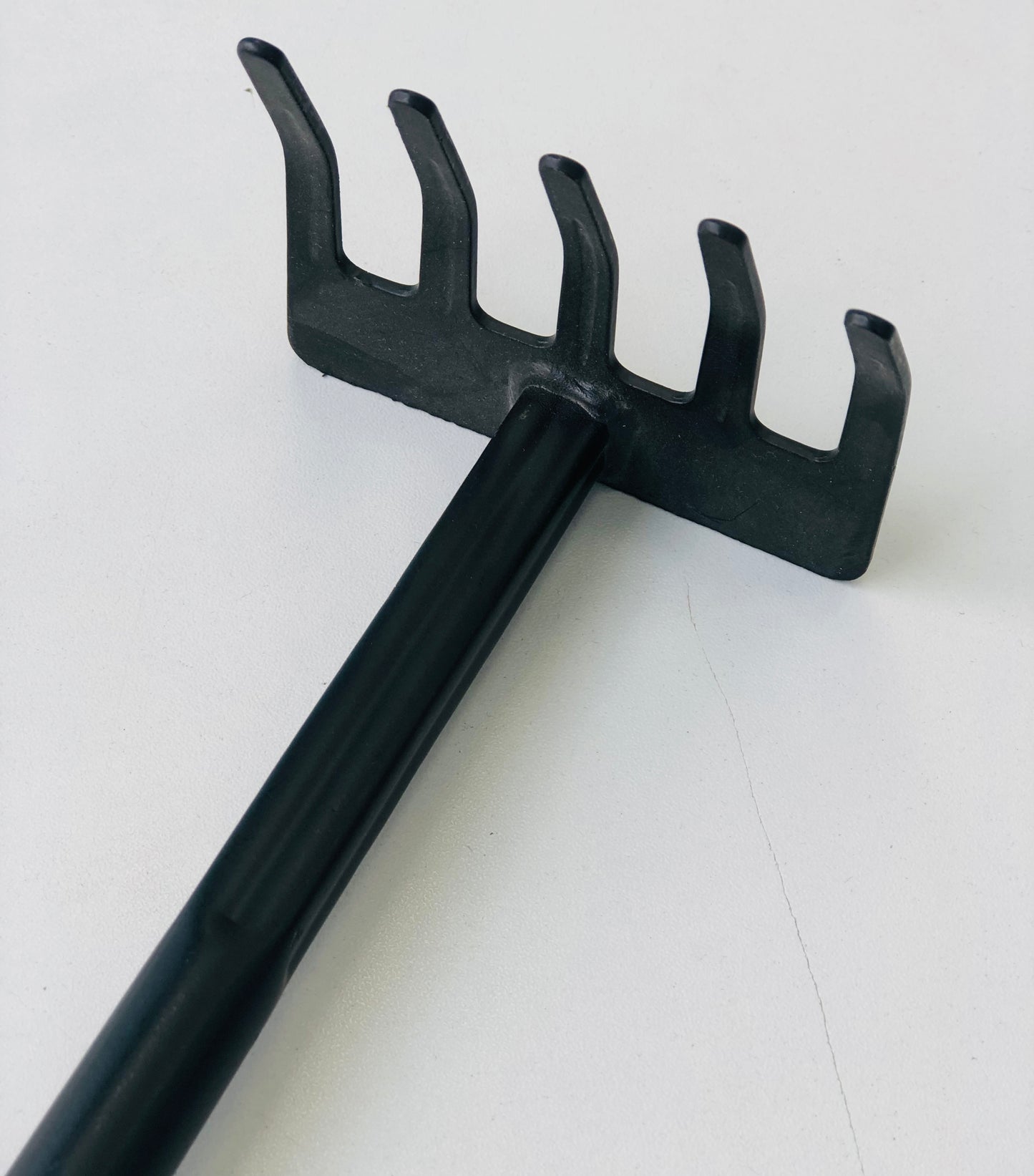 Iron ground comb