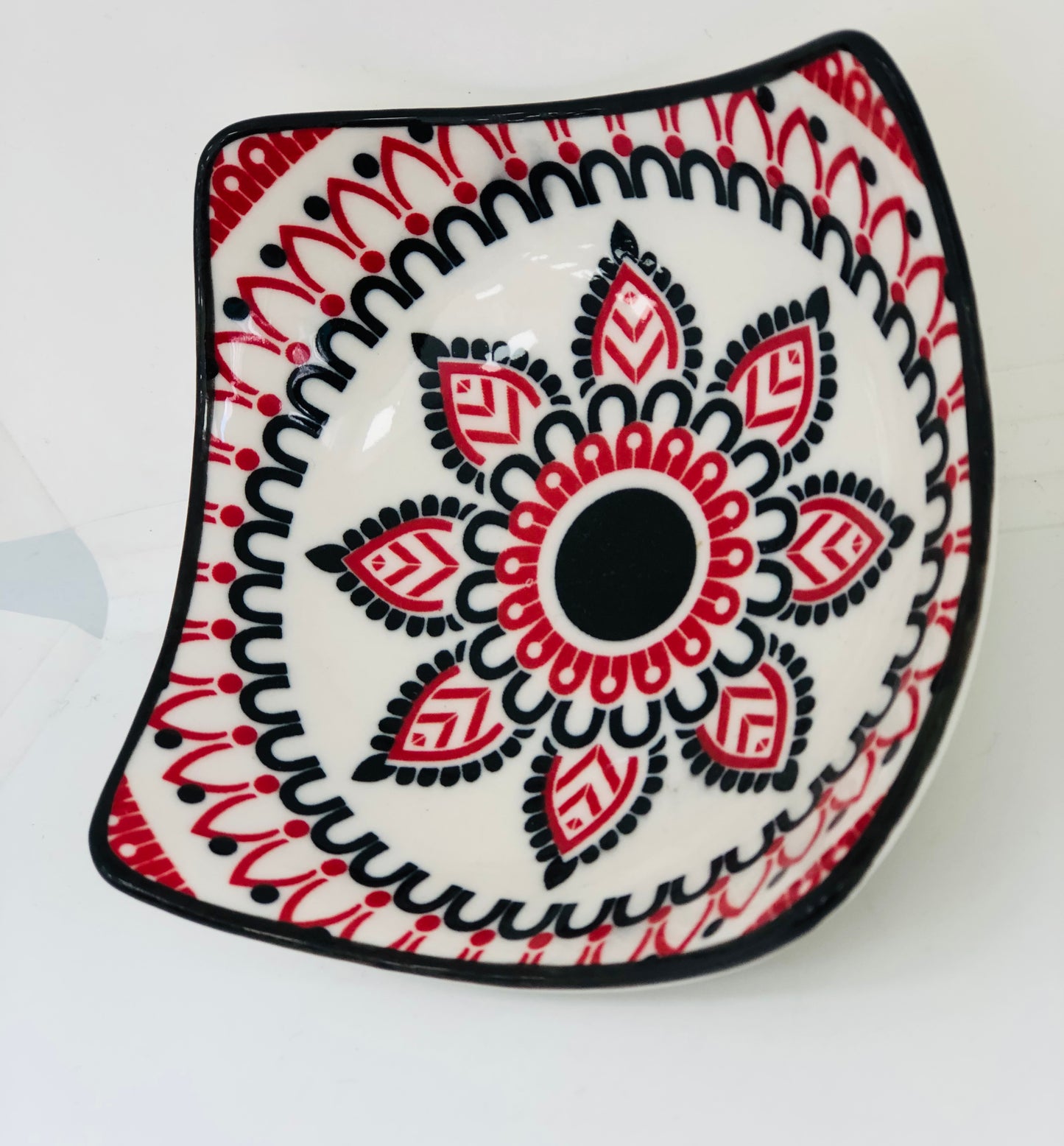 Decorative square ceramic plate
