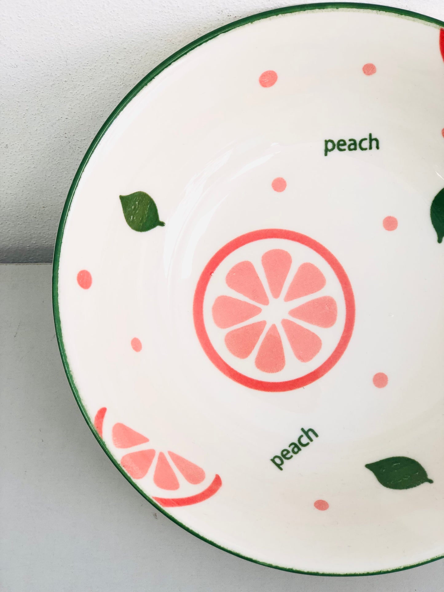 Ceramic fruit bowl