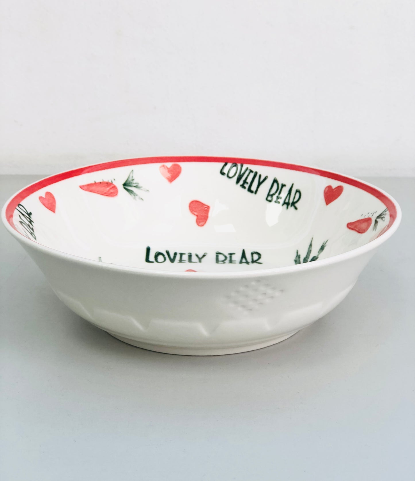 Ceramic dish with rabbit
