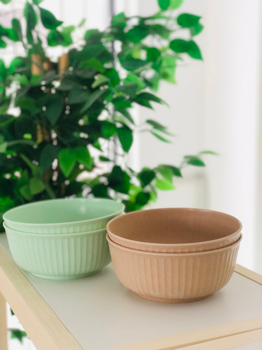 Large melamine plates