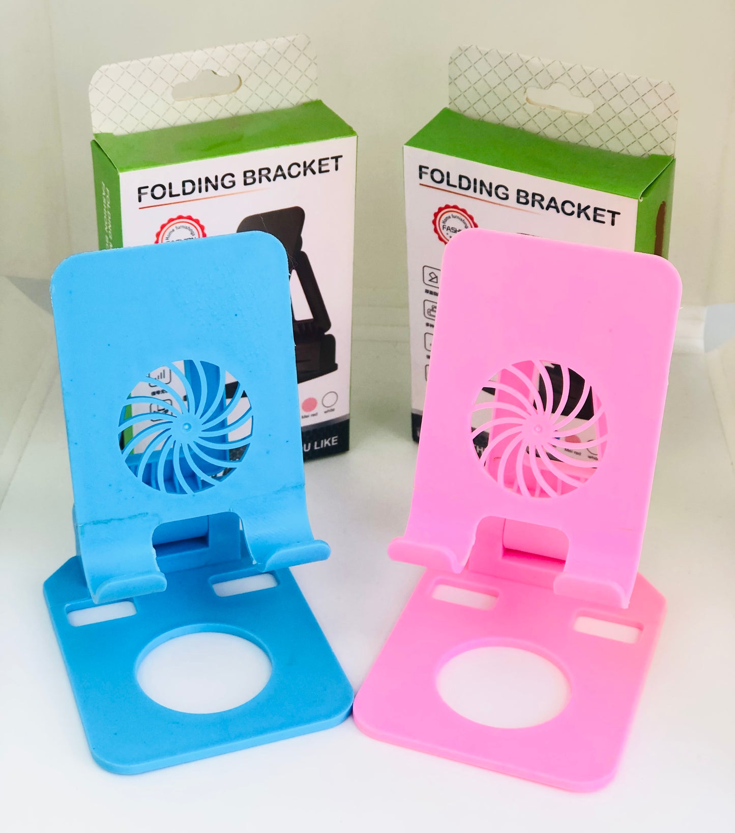 Desktop holder stand for mobile phone