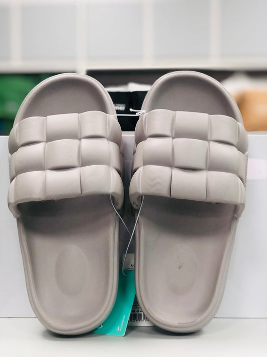 Men's and women's square foam sandals