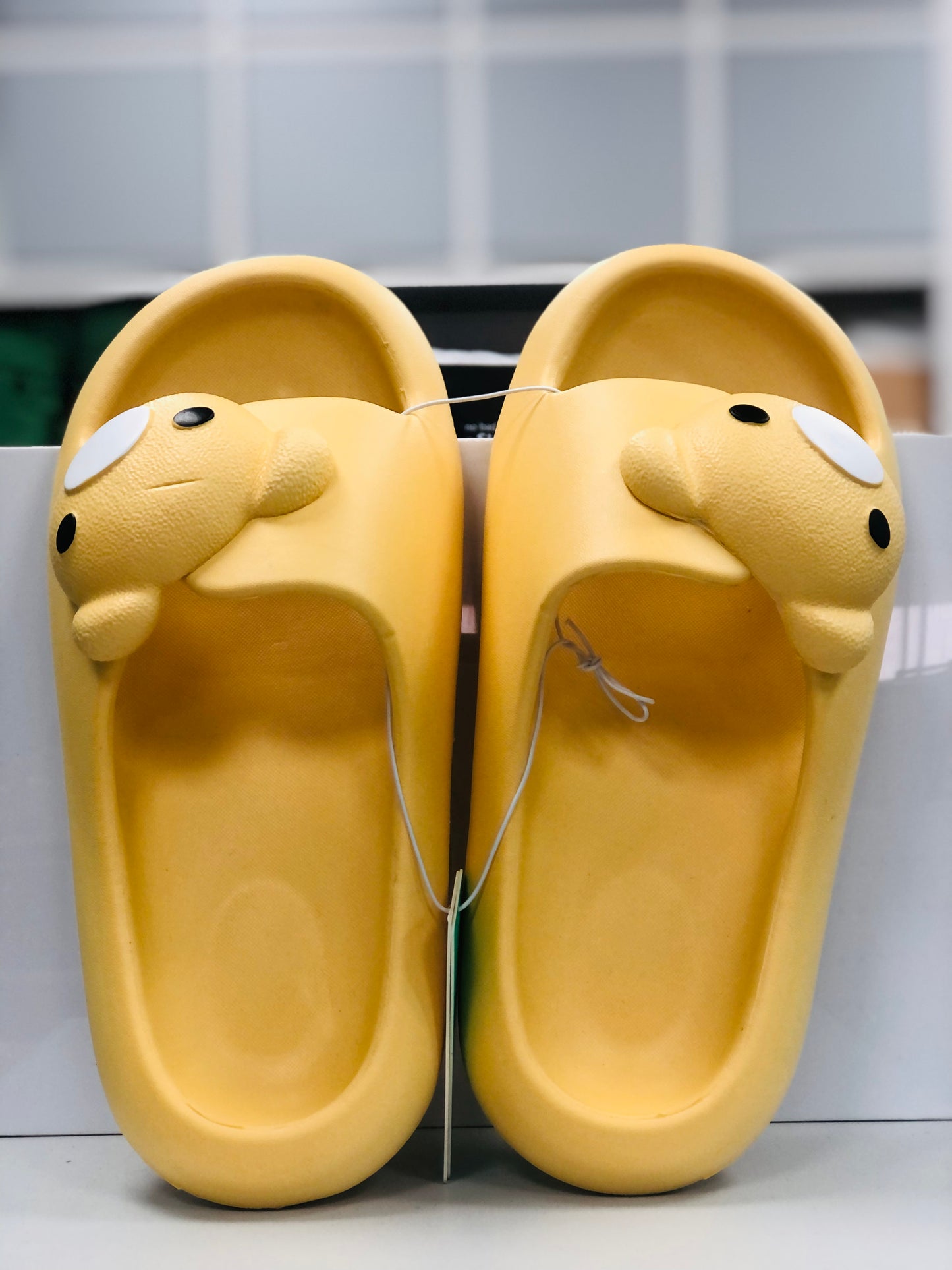 Women's yellow bear foam diaper