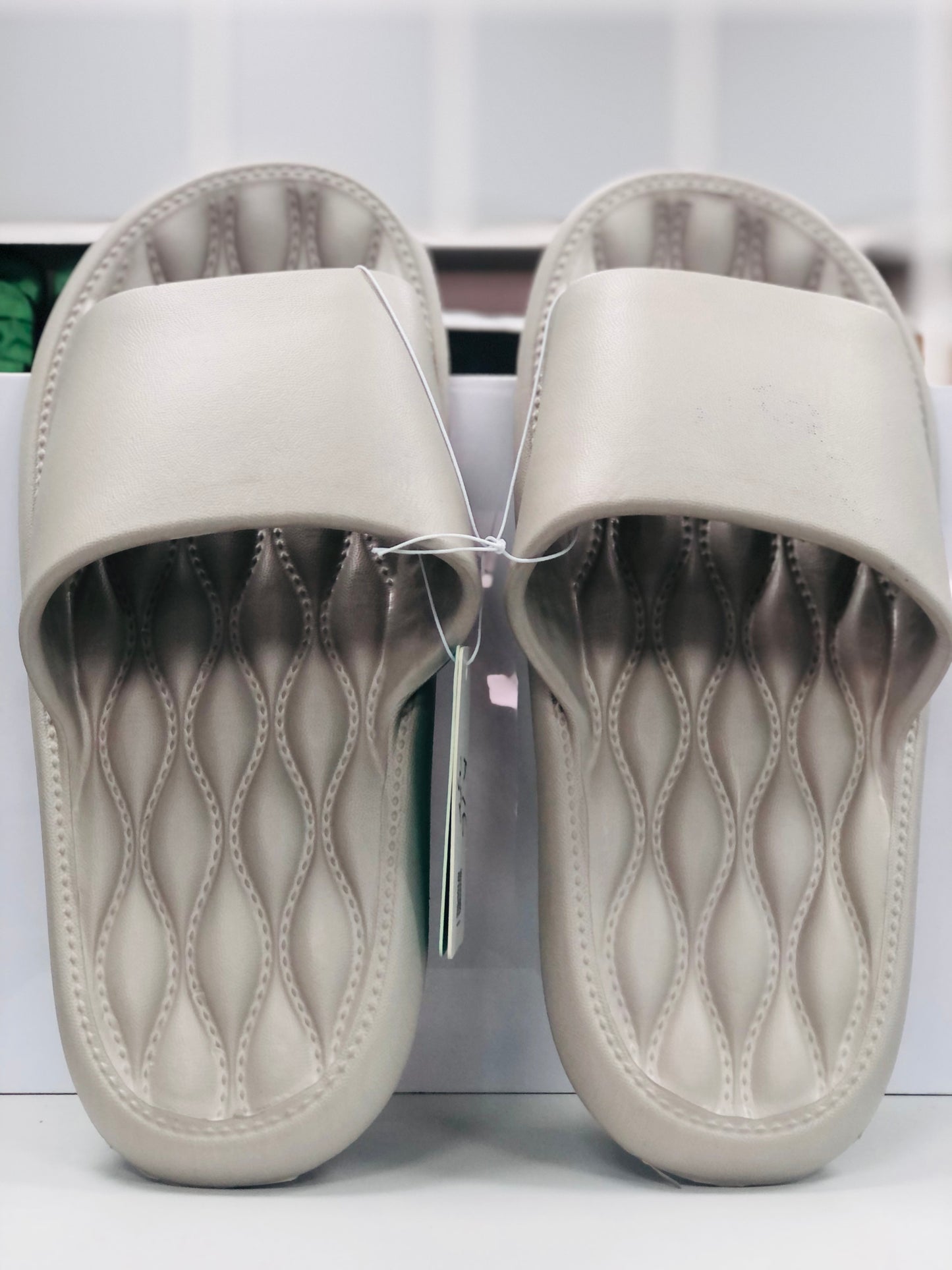 Men's and women's residential foam pads