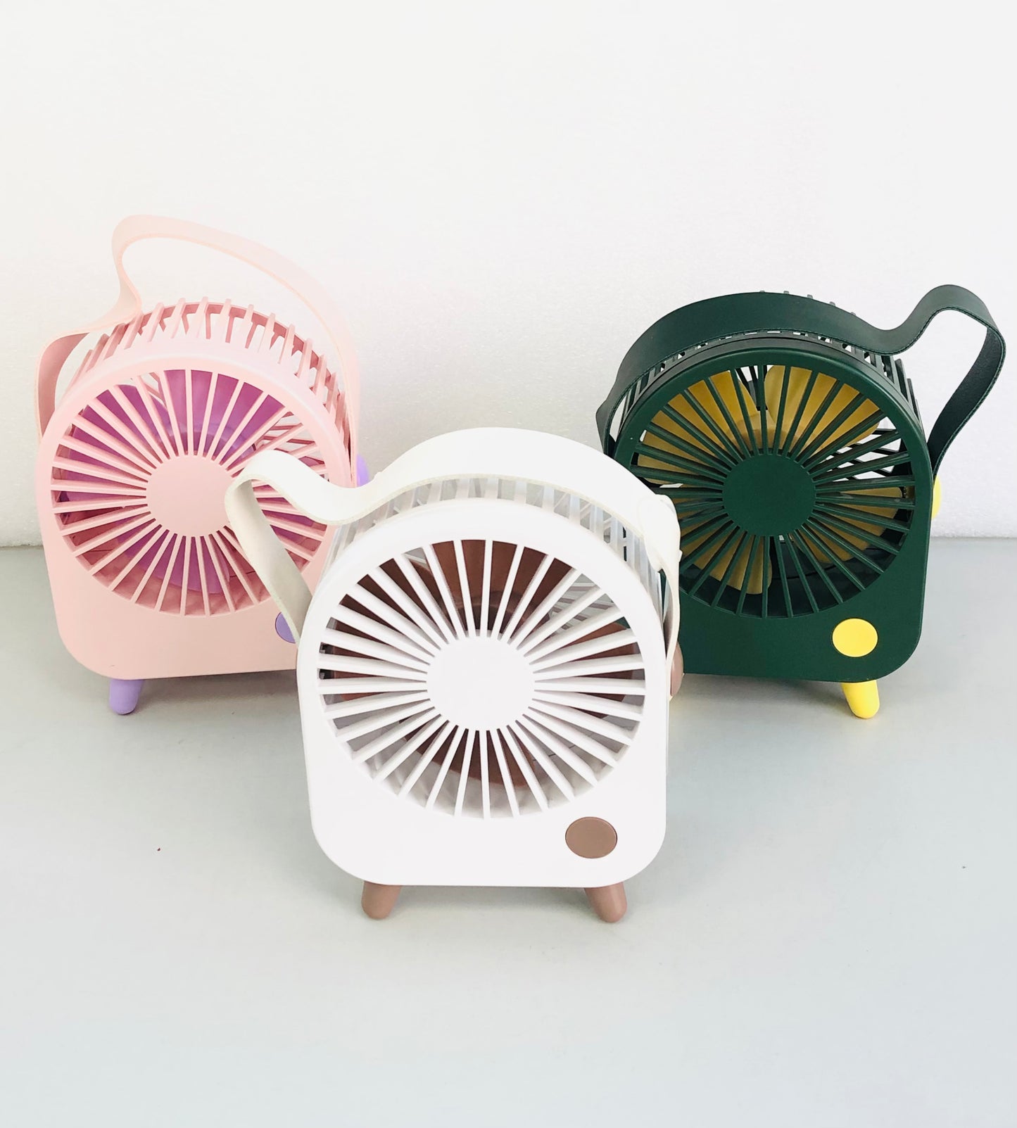 USB fan with leather hand