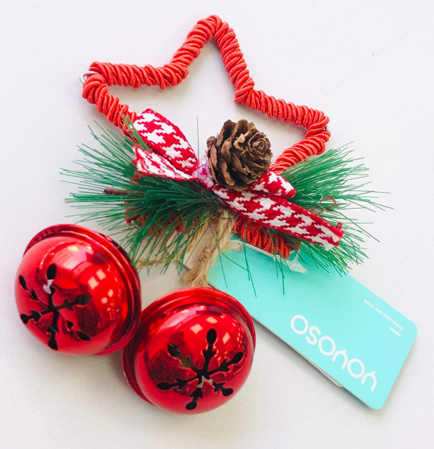 Star-shaped decoration with bells