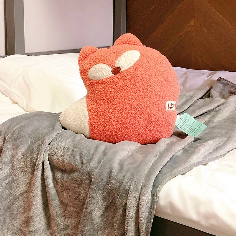 Doll and pillow with light wool haraam