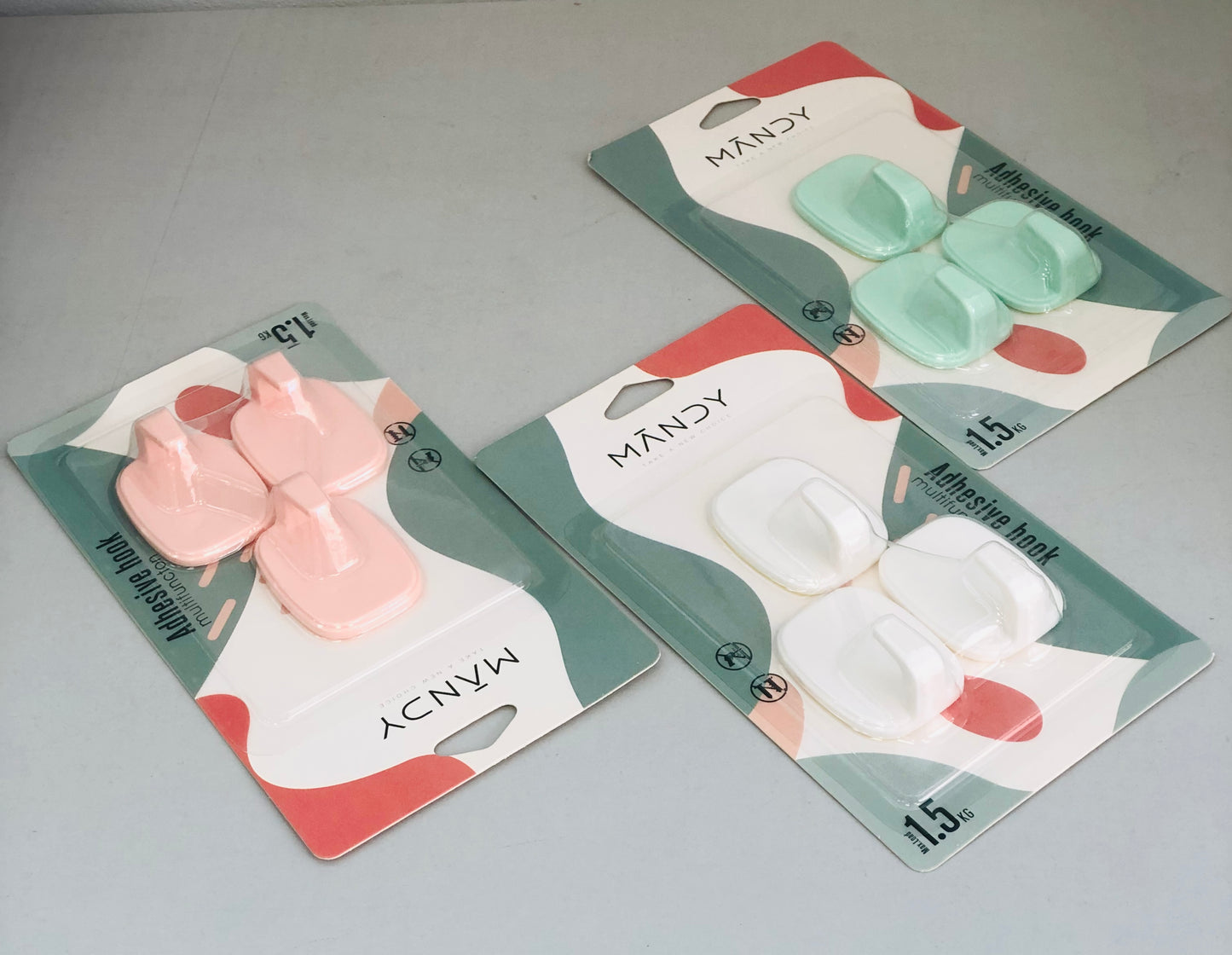 3 Colored Plastic Hangers