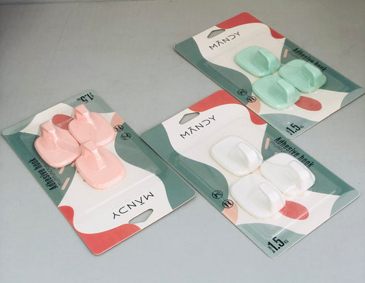3 Colored Plastic Hangers