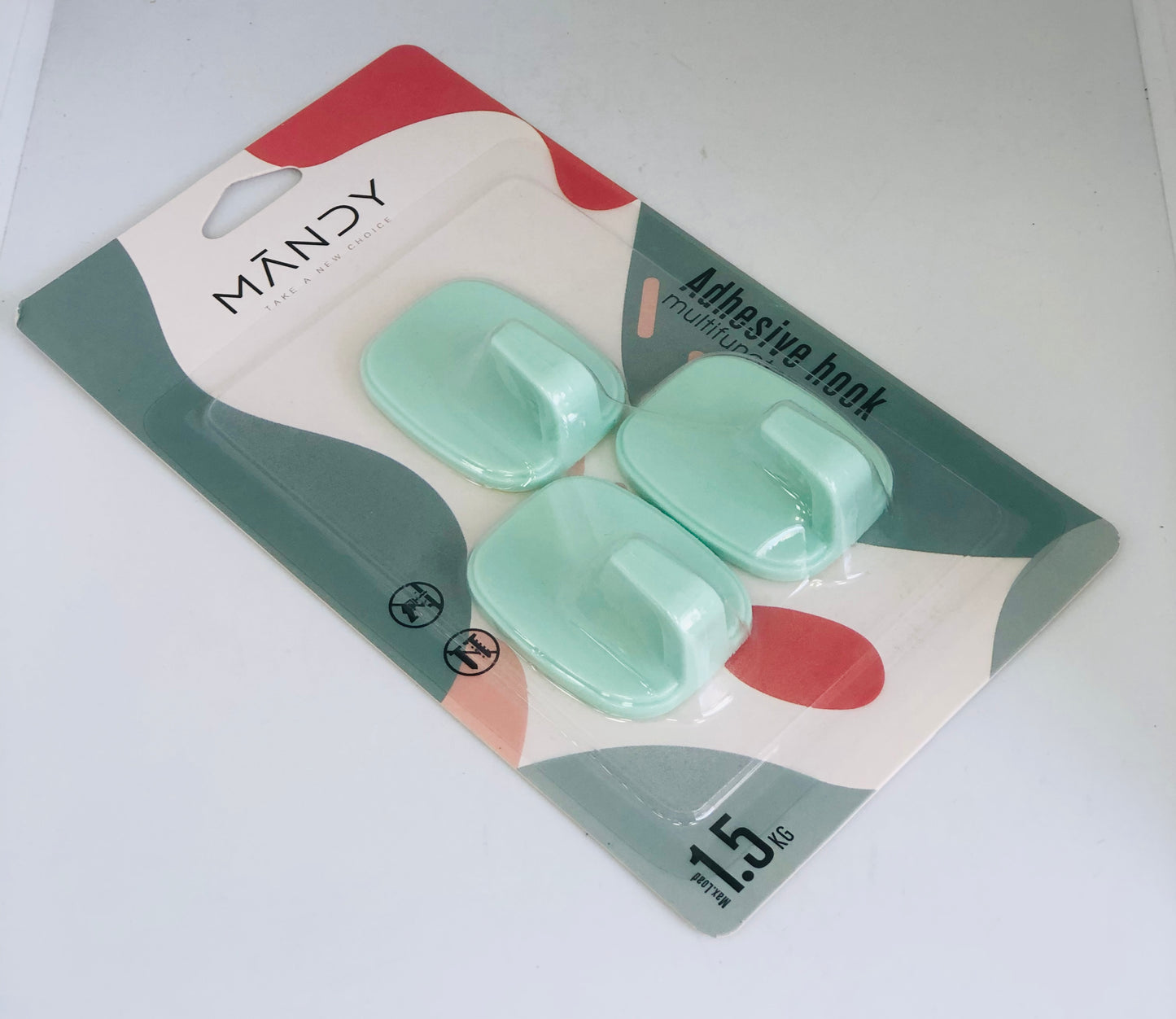 3 Colored Plastic Hangers