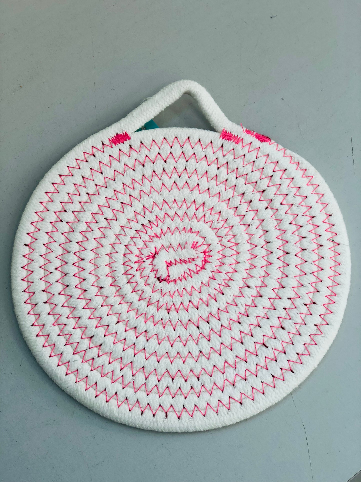 Colorful circular cloth coasters for heating