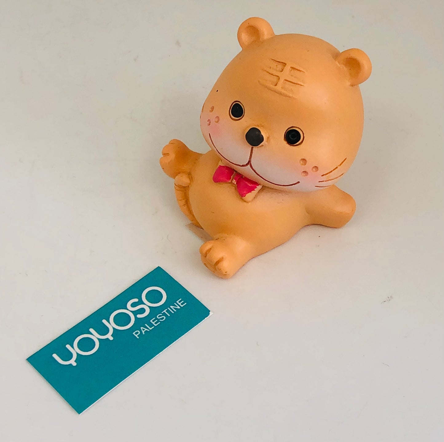 Small desk masterpiece tiger