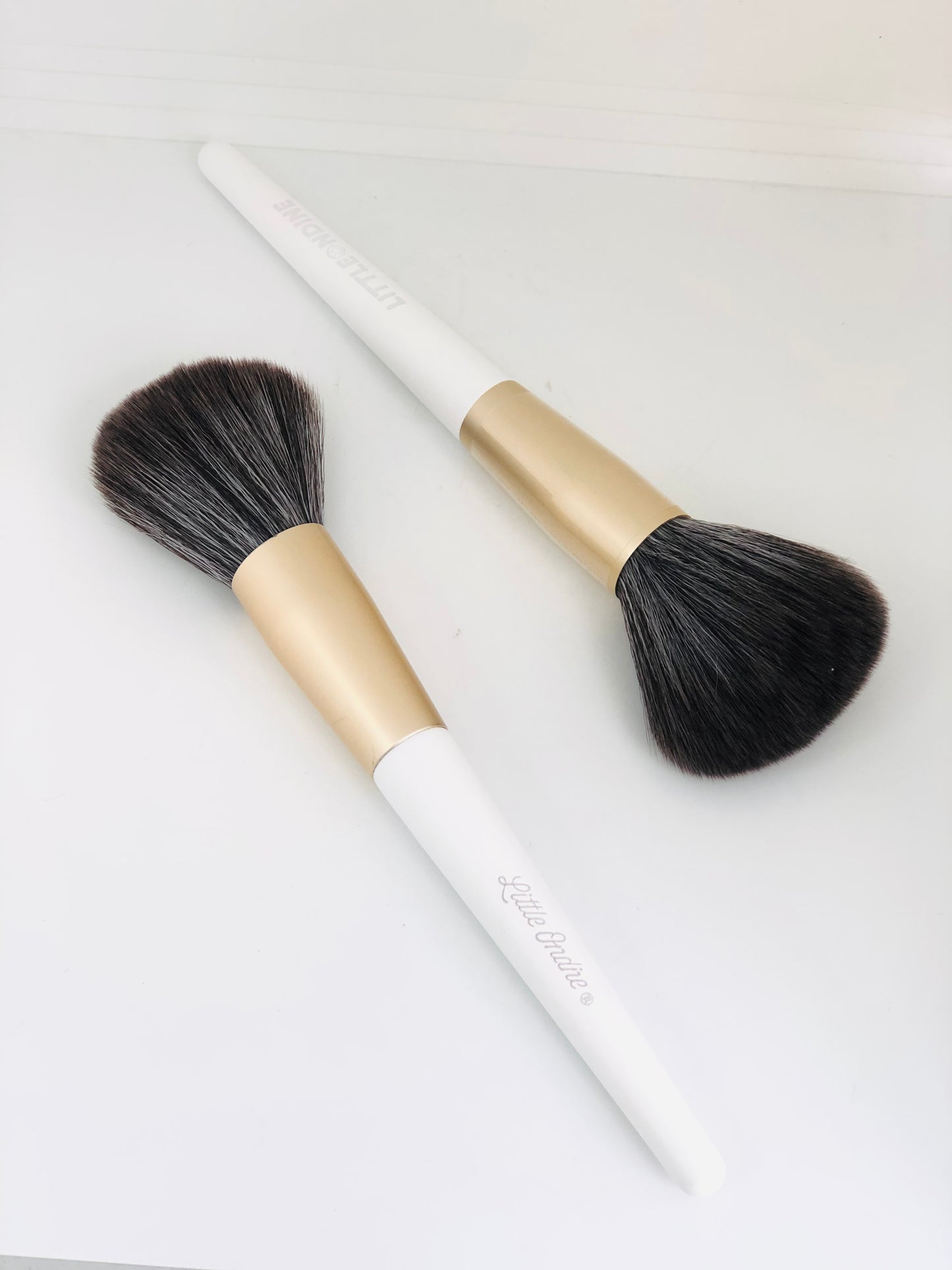 White soft makeup brush