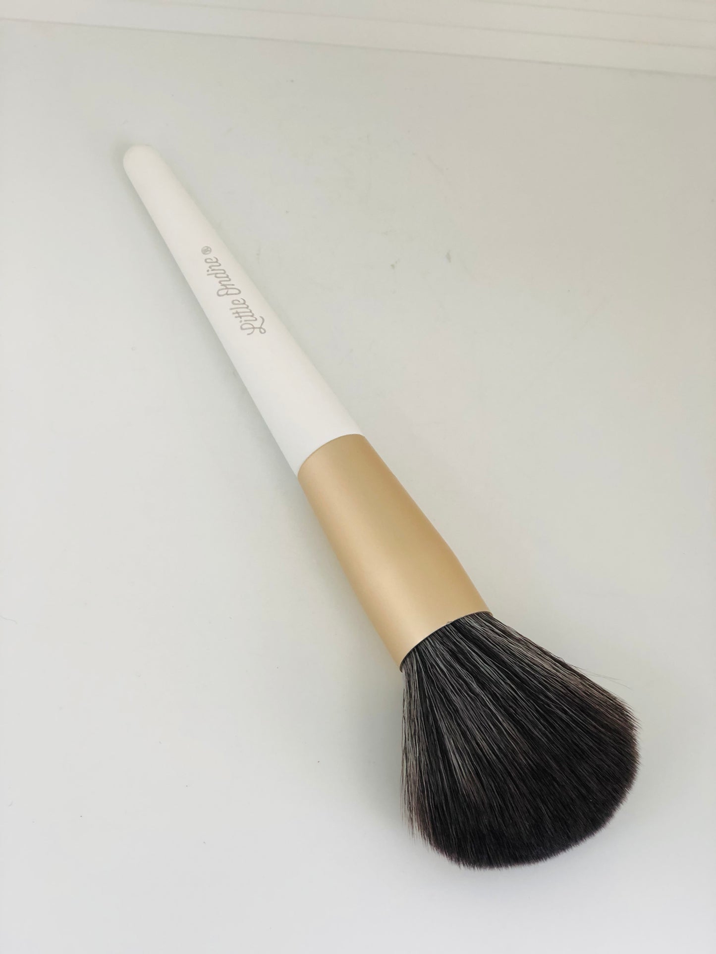 White soft makeup brush