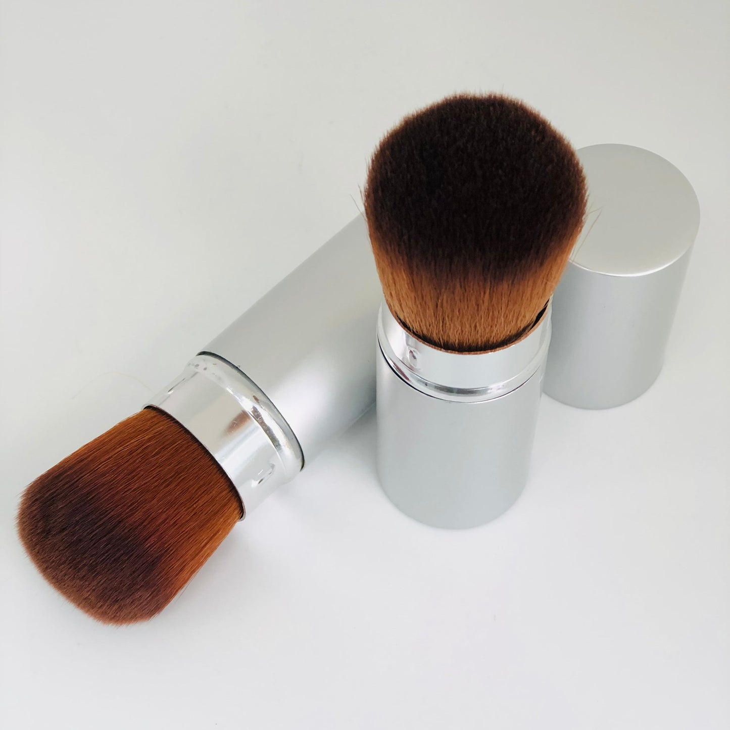 Soft makeup brush with case