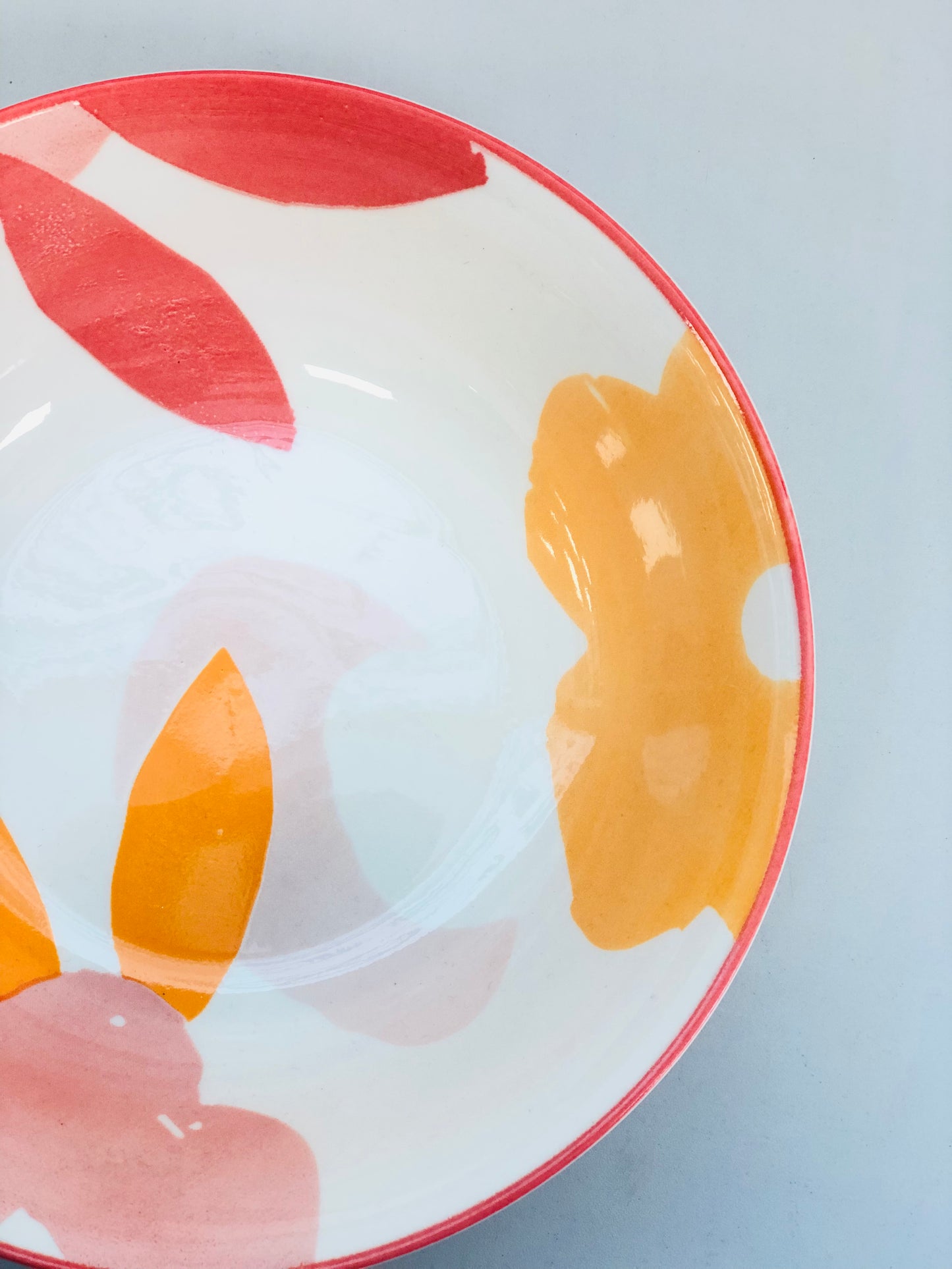 Ceramic plate with random shapes, 7 inches
