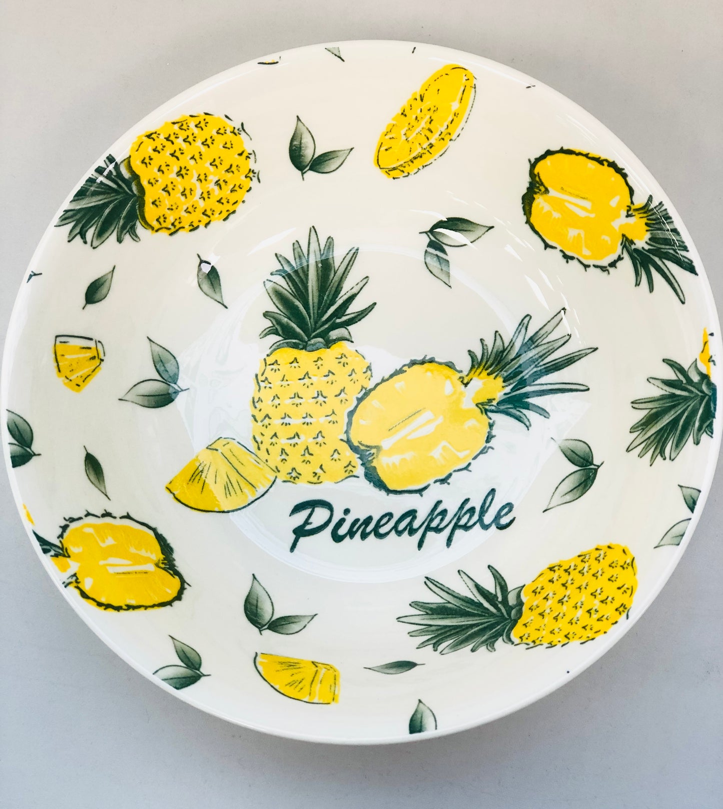 Ceramic pineapple plate, 7 inches