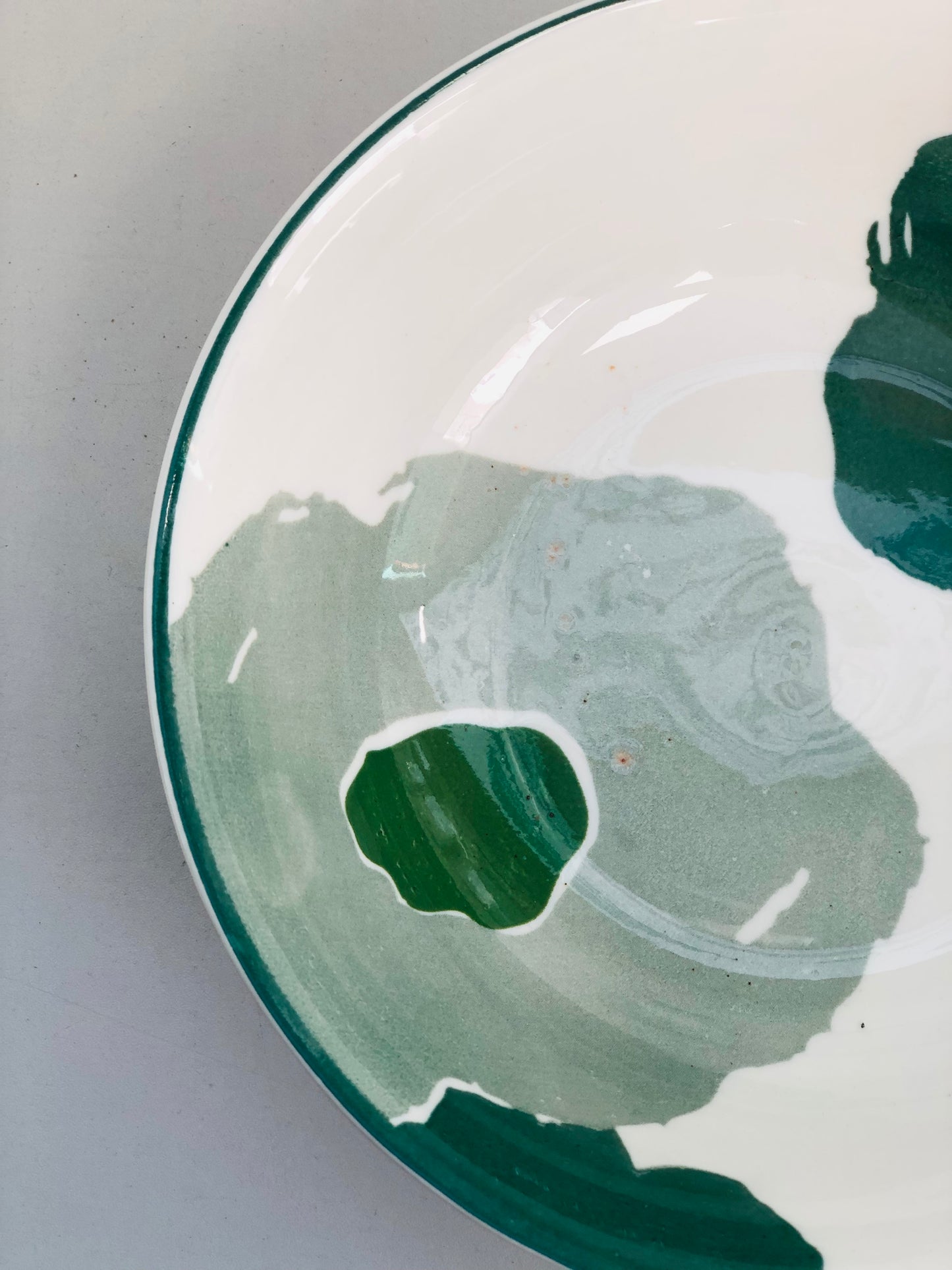Ceramic plate with random patterns, green, 7 inches