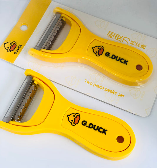 Duck-shaped food peeler, two pieces