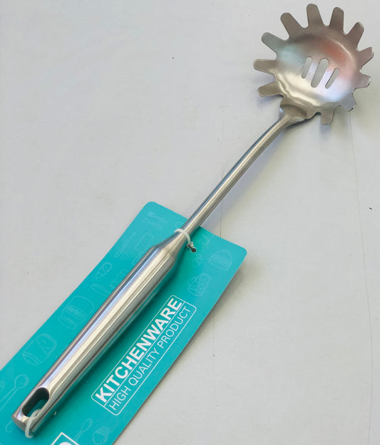 Stainless pasta scoop