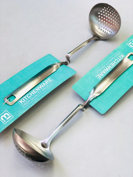 Stainless strainer with zigzag handle