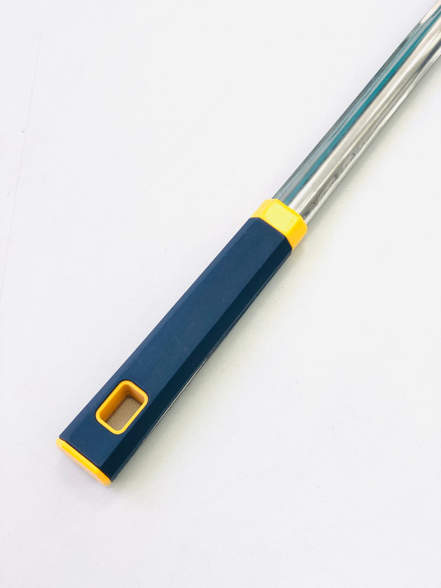 Oil strainer with plastic handle