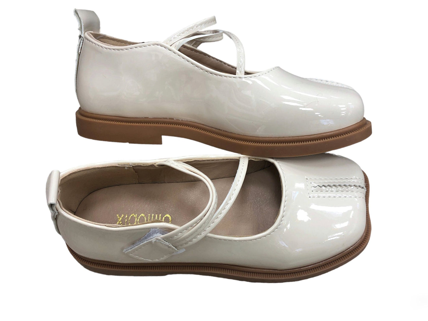 Girls beige formal shoes
