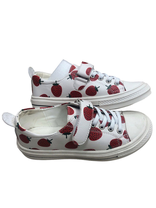 Strawberry white shoes
