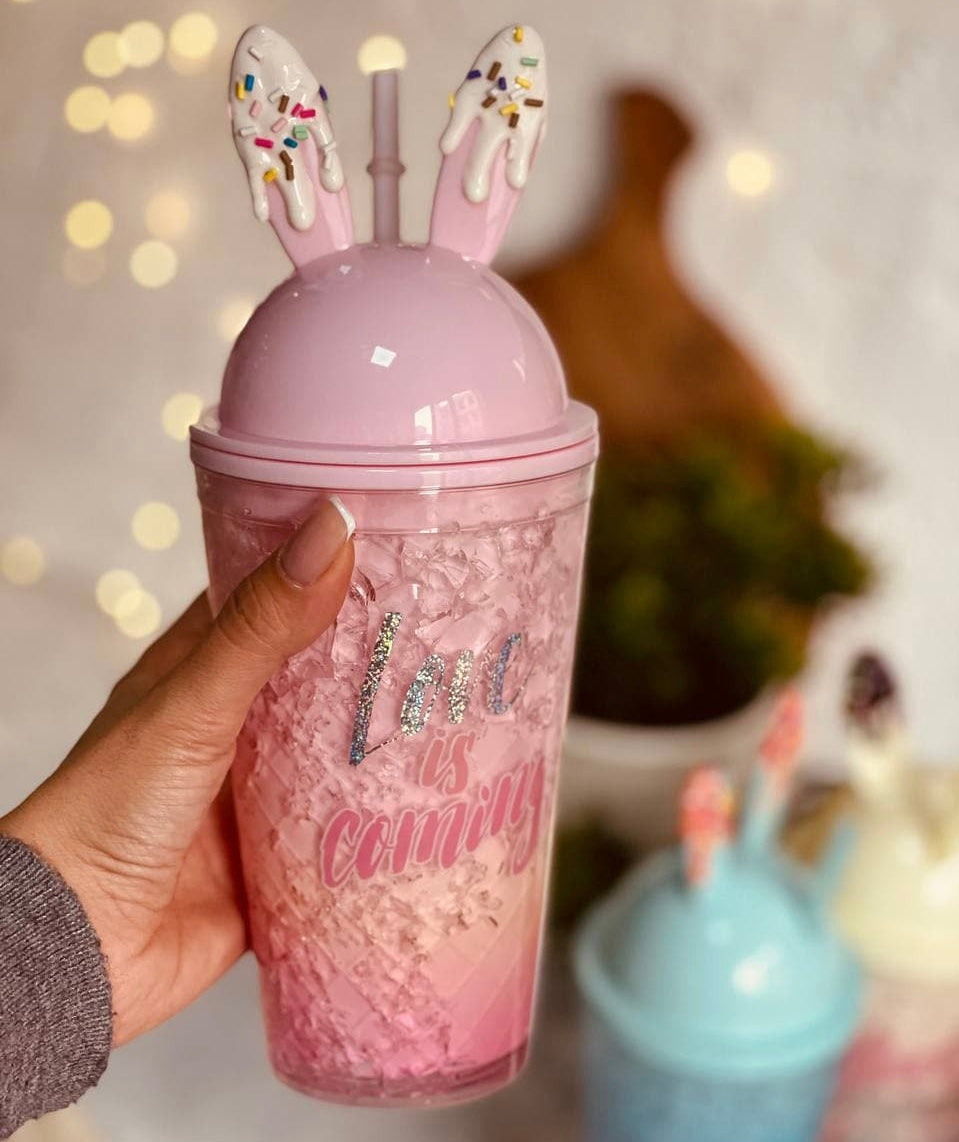 Rabbit plastic cup with straw