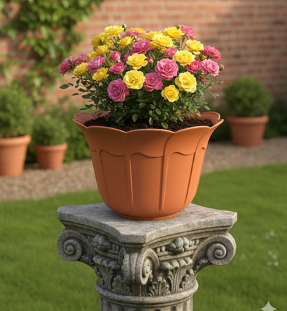 قواوير زراعية على شكل ورود