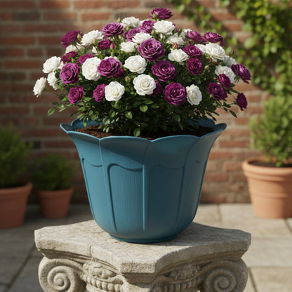 قواوير زراعية على شكل ورود