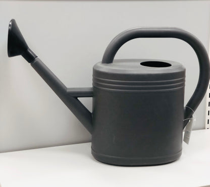 A jug for irrigation of crops with a sprinkler